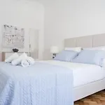 Shortstayflat - Sao Placido Apartment
